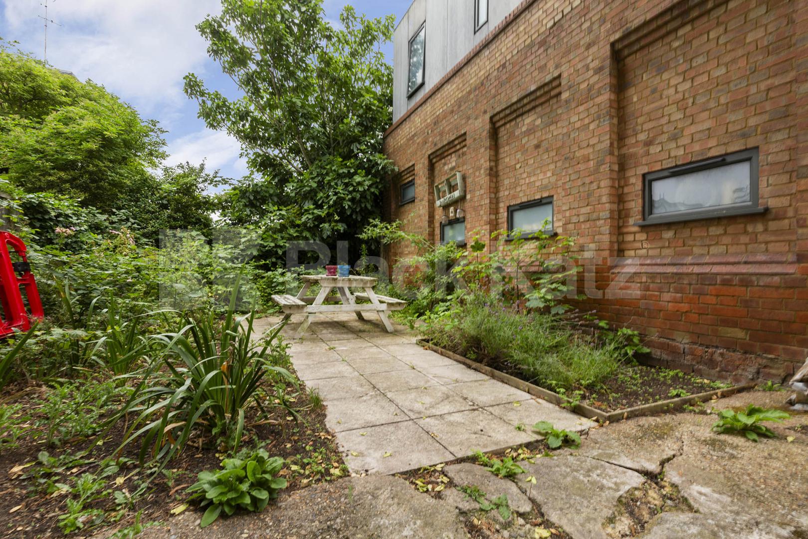 Stunning Sharers Apartment Finchley Road, Golders Green